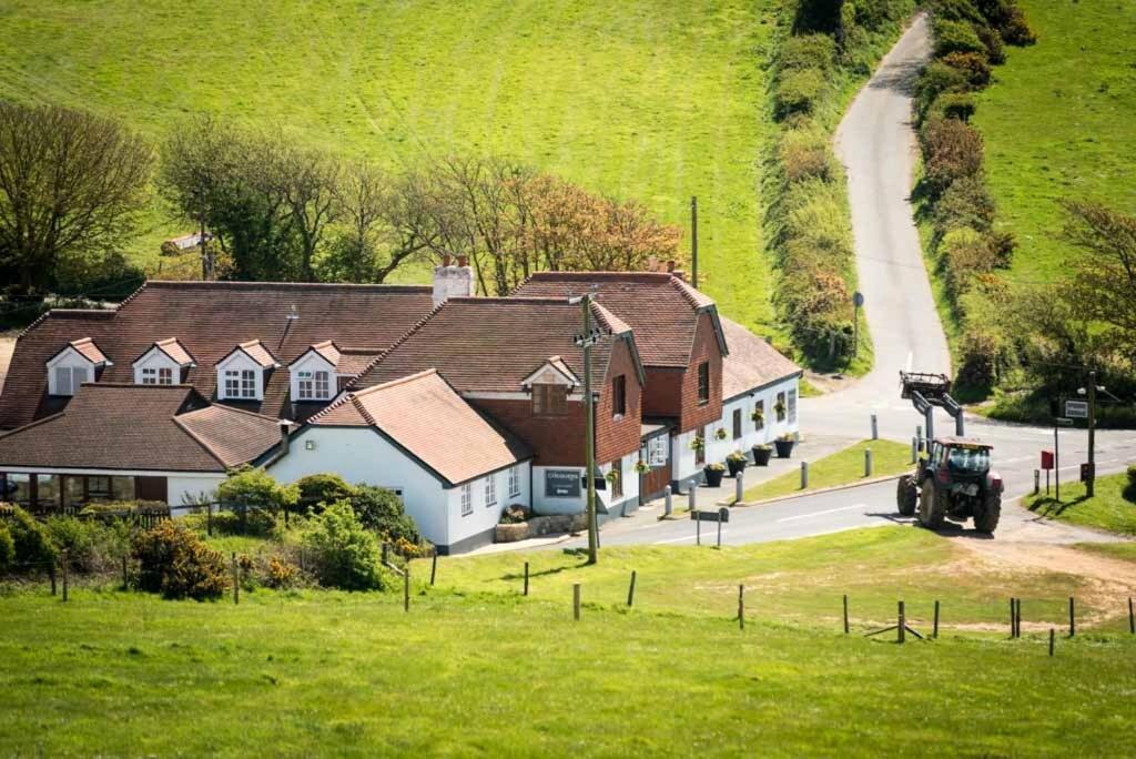 The Chequers Inn Rookley Екстер'єр фото